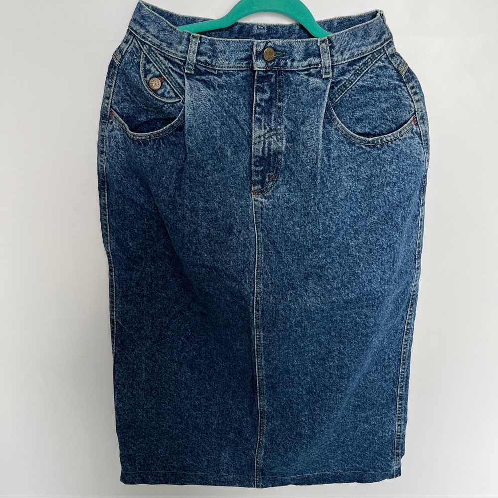 80’s Lee denim skirt sz small vintage size 30.5”
